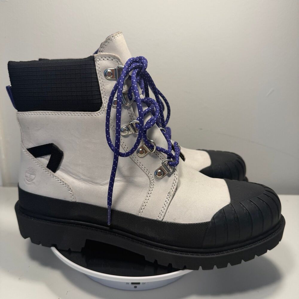 NWT Women's Timberland 6" , Heritage Rubber Toe WP Boot in Light Grey, size US 8